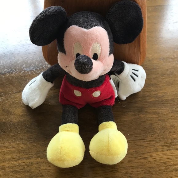 Vintage Mickey Mouse Beanie - Picture 2 of 4